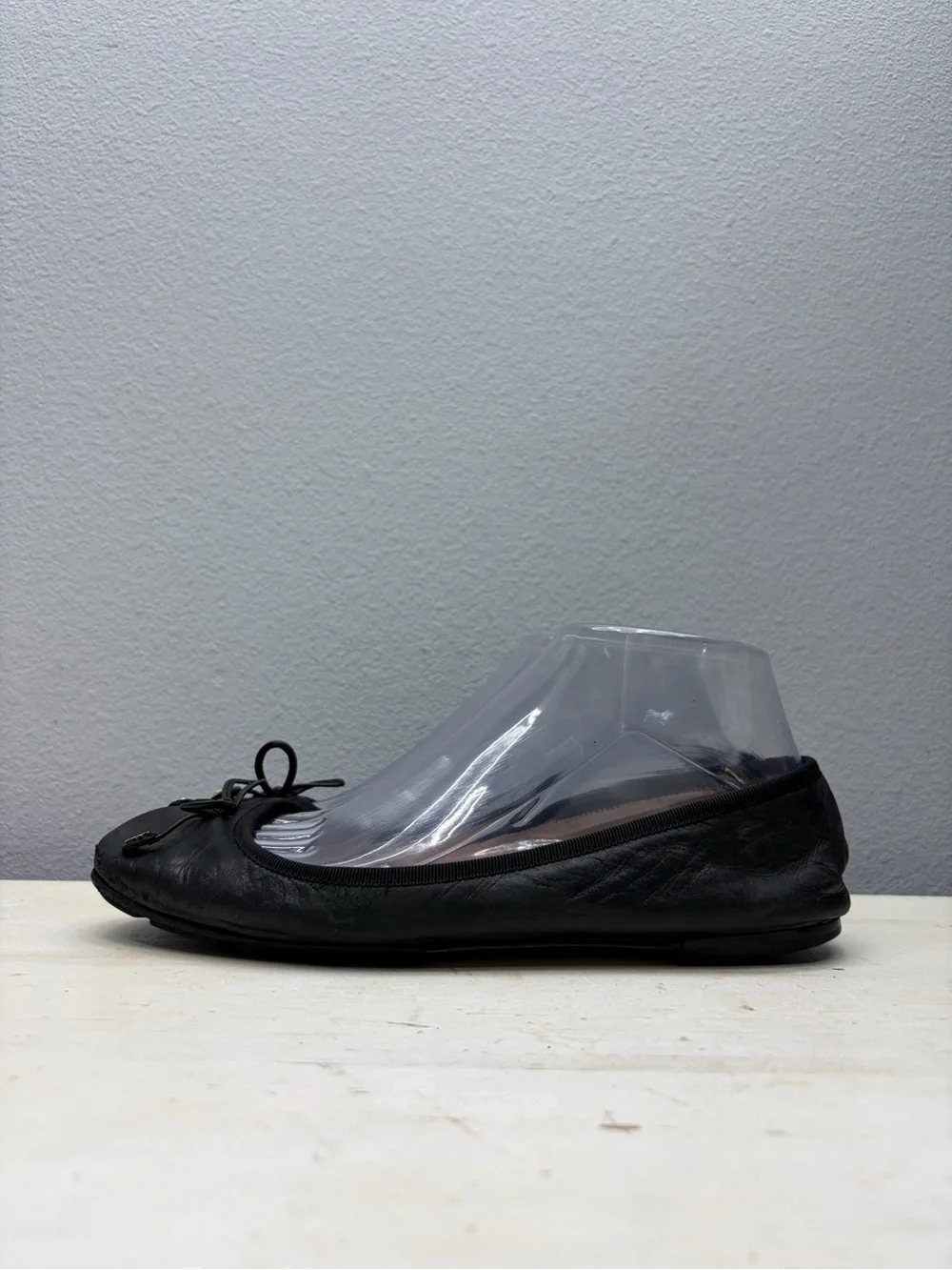 Tory Burch Black Leather Laila Drive Flats Size 8